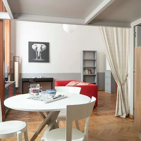 Hacca Collection - Arco Della Pace Milan